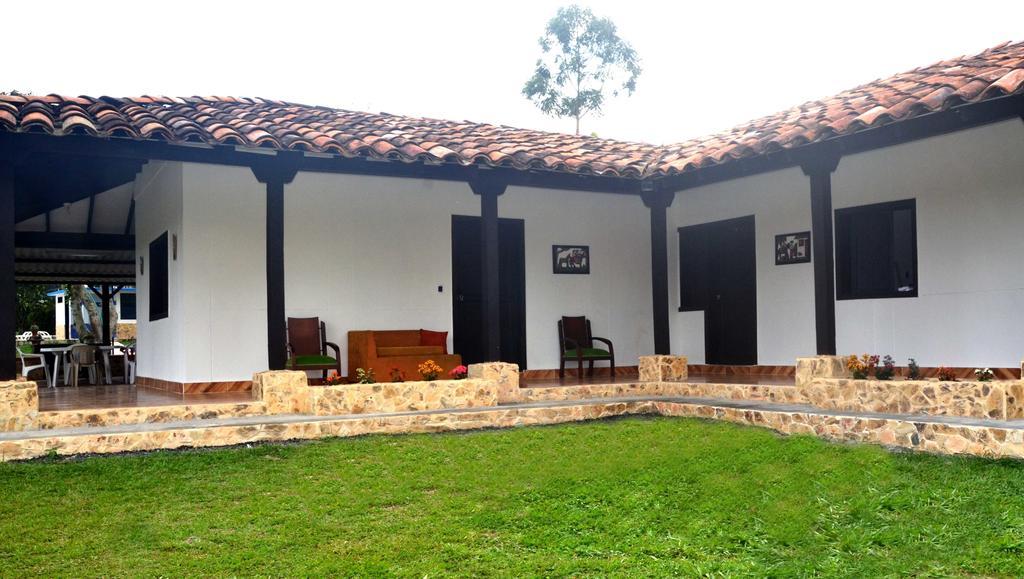 San Fernando 4*